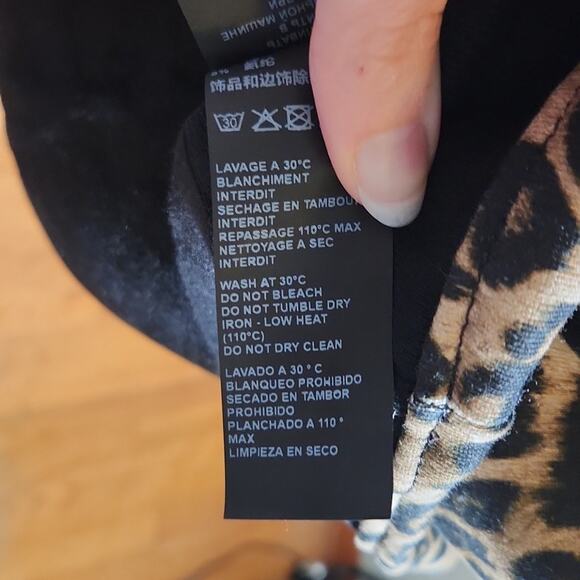 THE KOOPLES Leopard Print Fleece Sweatshirt, Size 1 - Picture 11 of 13